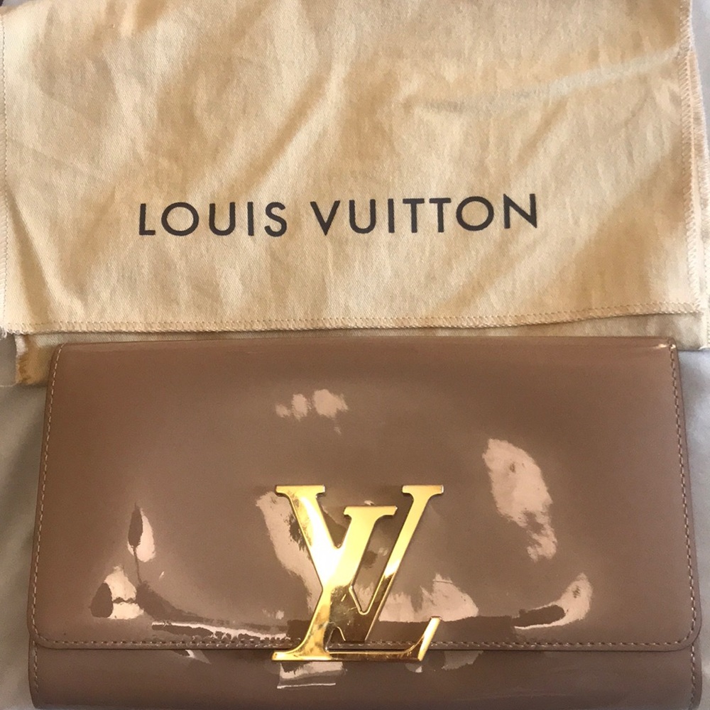100% Authentic Louis Vuitton evening bag!